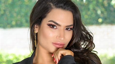 Add a bio, trivia, and more. Raissa Barbosa revela encontro com Luiza Ambiel; Confira