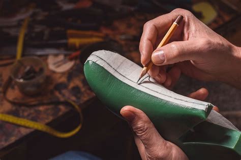 Some of the leading fashion designers need shoe models to wear and advertise their new ranges of shoes. Know How to Become a Shoe Designer | CareerLancer