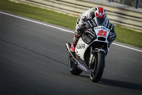 Ventiquattro anni, campione moto2 nel 2018, dopo il suo primo anno in motogp sulla ducati del team pramac francesco pecco bagnaia. Francesco Bagnaia nel 2019 in MotoGP con Ducati Pramac ...