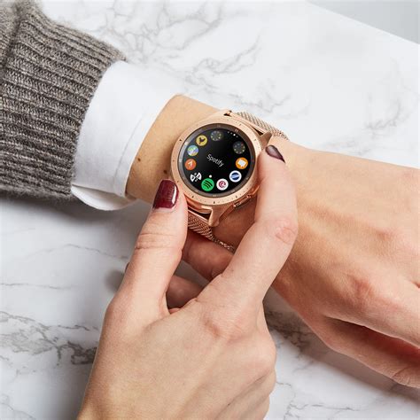 With a long lasting battery life on a single charge, galaxy watch can manage calls, music and more with a battery made to last. Galaxy watch Dames SA.GARG Roségoudkleurig | Juwelier Kremer