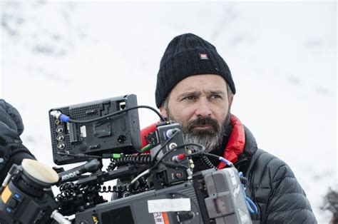 Ich kann schneemann von jo nesb∅ zum lesen sehr empfehlen, denn die spannung, die nesb∅ zu beginn des buches, geschaffen hat, ist atemberaubend und absolut empfehlenswert. Icelandic Baltasar Kormakur To Direct Jo Nesbo Movie "I Am ...