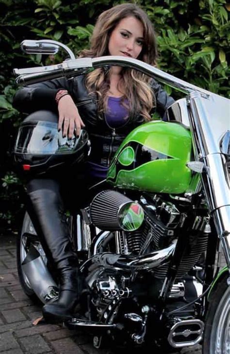 Her birthday, what she did before fame, her family life, fun trivia facts, popularity rankings, and more. Another photo of Milana on a motorcycle : milanavayntrub