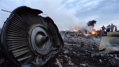 Mh17 was a scheduled passenger flight from amsterdam to kuala lumpur, which was shot down over eastern ukraine on july 17, 2014. Ramp MH17 houdt Nederland al 5 jaar in zijn greep | NOS