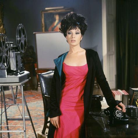 Monica vitti pontos születési dátuma bizonytalan: the fake economist: Monica Vitti, minha musa do cinema ...
