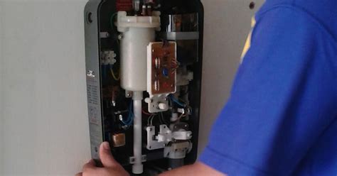 Servis aircond rumah anda oleh juruteknik sambilan dgn harga. Pasang dan servis Aircond Penghawa Dingin Kuantan dan ...