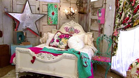 Find and save ideas about junk gypsy decorating on pinterest. Pin on Bedroom