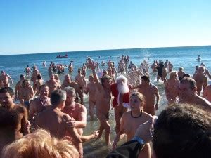 Premiere sodomie d'une jeune bordelaise. CAP D'AGDE PARANO Fear & Loathing in naked business - Gonzaï