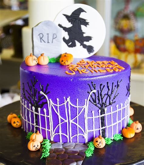 Halloween birthday cakes, Halloween cakes, Witch cake