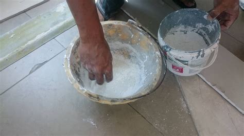 Cara yang satu ini memakan waktu yang lama. Tips dan Teknik untuk Plaster Simen Putih atau Syiling ...