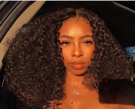 Pin by Slim.lyse 🍫🍯 on Curly girly hairstyles | Curly hair ...