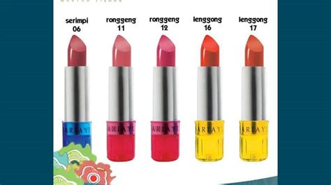 Lipstik dengan warna rose adalah yang tepat untuk pemilik bibir tebal. Warna Lipstik Sariayu dari Beragam Seri yang Menawan | MoiAmor