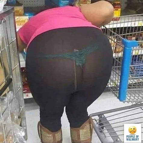 Everytime i go there someone farts in front of me!! Girls In Yoga Pants of Walmart (22 Photos) : Girls In Yoga ...