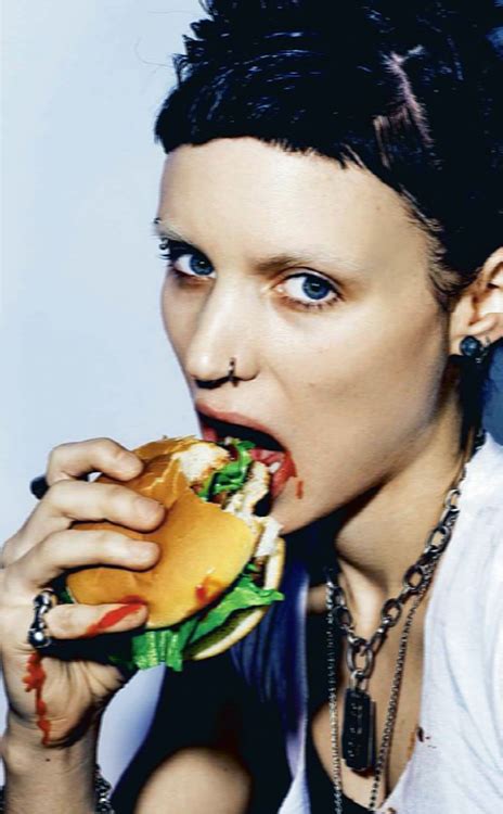 Tribute to the performance of the year. Rooney Mara as Lisbeth Salander. | リスベット, ルーニー・マーラ, ドラゴンタトゥーの女