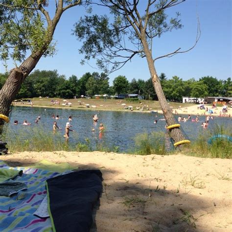 Neben dem freibad wostra bietet das strandbad wostra vieles, was das badeherz begehrt. FKK Strandbad Wostra - Zschieren - 1つのTip