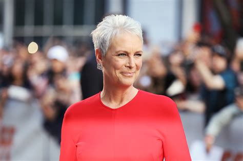 Jamie lee curtis ist liebenswert. Jamie Lee Curtis says she 'shared drugs' with dad Tony Curtis