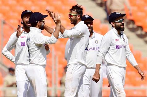 Can find england vs wi at headingly 2000, which was reported as first since nz vs england auckland 1955: India vs England, 4th Test: India drub visitors by innings ...