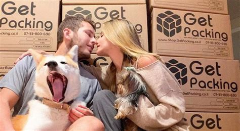 נוי בר הכרמיאלית (20) ואבנר נתניהו, שהפכו לזוג בשנה האחרונה, עולים דרגה במערכת היחסים שלהם. אבנר נתניהו מציג לראווה את הבית החדש שלו | TMI