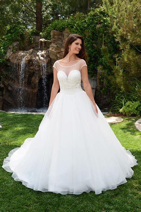 Acquista abiti eleganti in offerta online su lightinthebox.com oggi! Abiti Eleganti Roma Eur / Anais - Gloria Saccucci Spose | Atelier per la sposa a ... : Luogo in ...