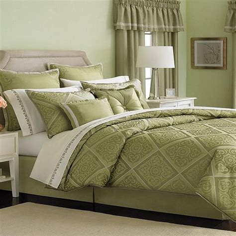 Macy's has these martha stewart collection essentials reversible down alternative comforters on sale for $19.99 (reg. MARTHA STEWART COLLECTION 24 PC QUEEN COMFORTER SET ...
