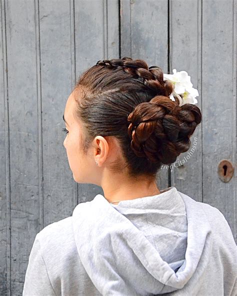 And, this post is a little different from my usual posts. Cool Ballet Bun Hairstyles , #Ballet #balletbunhairstyles ...