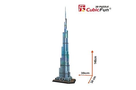Het bouwwerk is gebouwd tussen 2005 en 2012 en het hoogste punt werd in februari j.l. Het hoogste gebouw ter wereld, de Burj Khalifa in papier ...