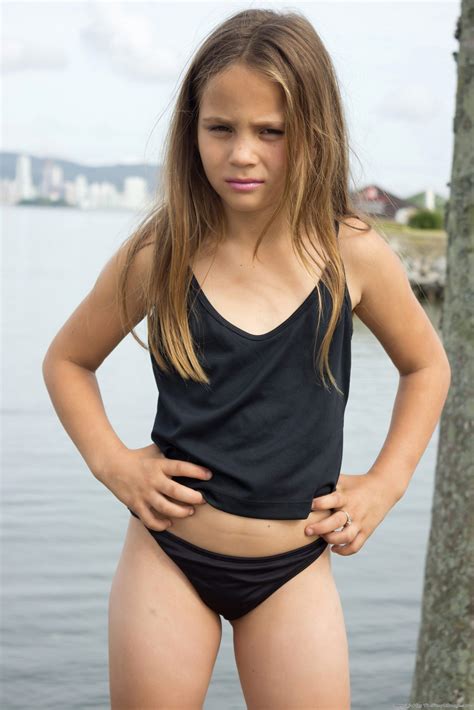 Child models (girls under 13yrs old) or amateur models (jailbaits) are not allowed. Dianna - LS Agency