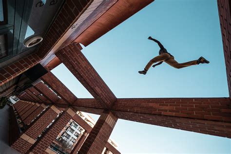 Extreme sports comparison: Parkour vs Freerunning are they the same?