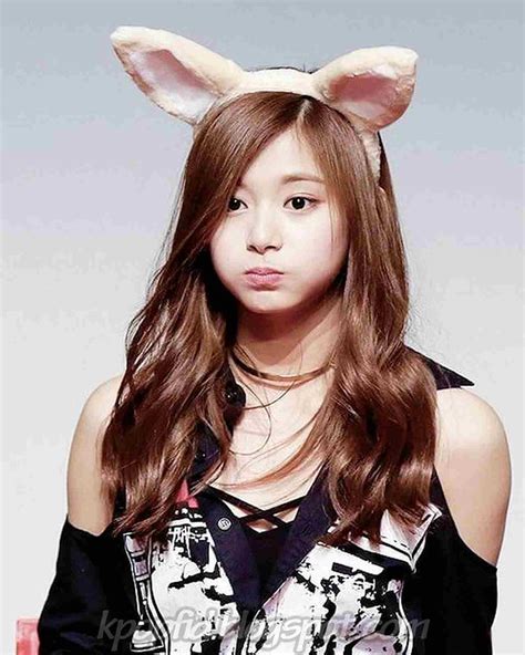 Maybe you would like to learn more about one of these? Biodata Fakta dan Foto Tzuyu Twice Terbaru