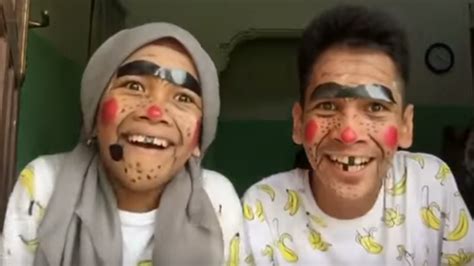 Mei mei menyanyi lagu bunga matahari Paling Keren 20+ Bunga Matahari Upin Ipin Mp4 - Gambar ...