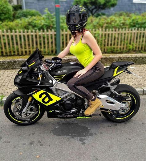 347 crotch stock video clips in 4k and hd for creative projects. Pin by Annie on Sportbike Girls | Pinterest | Biker girl ...