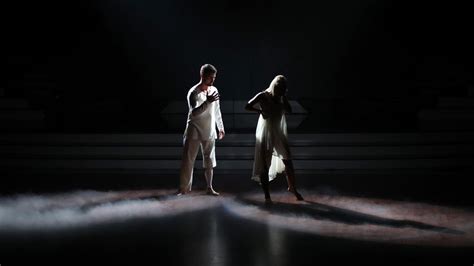 Alle bänder sind heil und nicht mal überdehnt. Kein Make-up bei "Let's Dance"? Einige Fans wittern TV-Lüge! | Promiflash.de