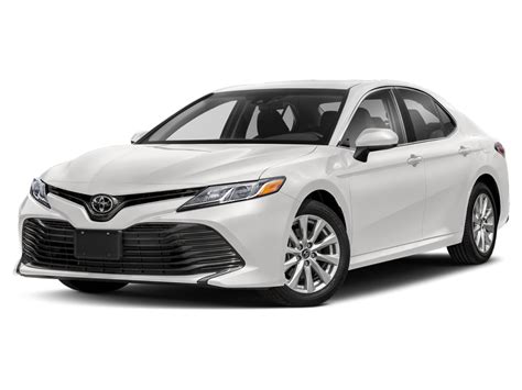 The le wears amber blinkers in the full width of the slashes, while the xle v6. Toyota Camry 2018 neuf à vendre | Groupe Park Avenue