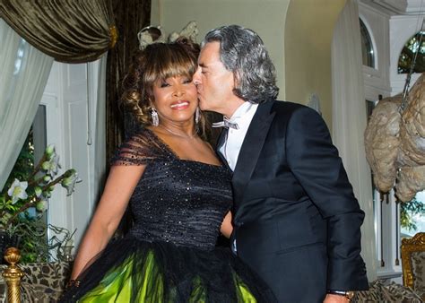 Tina turner soll einen schlaganfall erlitten haben. Tina Turner: Neue Autobiographie vom Weltstar | Blick.ch