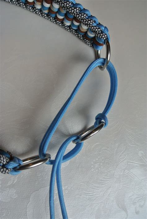 Egal wie groß oder klein ihr hund ist, bei uns können sie immer das passende hundehalsband kaufen. Paracord Zugstopp | Swiss Paracord GmbH