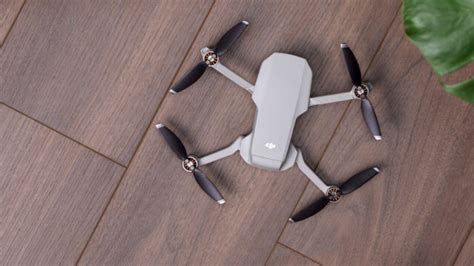 Revamped in its entirety, simplicity is the name of the game here. DJI Mini 2 Drone First Look Assessment - 4K Video, OcuSync ...
