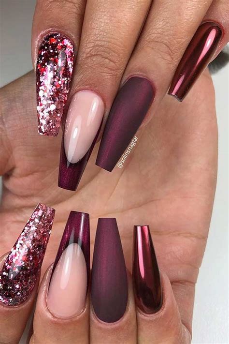 Salmon pink and maroon work because they're monochromatic. 23 Chic Ways to Wear Maroon Nails This Fall - Blog Des Femmes