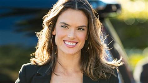 Whether or not this method is better depends on your needs, but it has a few major advantages. Alessandra Ambrosio, Victoria's Secret model, debuts short ...