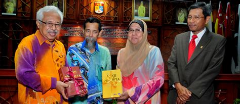 Resume, cv, and summary of dr. Penghargaan Kepada Prof Dato' Dr Nik Hassan Kerana Khidmat ...