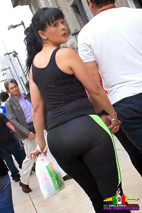 Locuras por dinero en la calle: Girls in spandex, leggings and tights.: Maduras culonas en ...