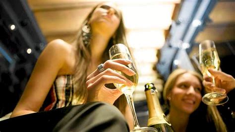 Something's happened to the top of the empire state building. he picked up welcome tomorrow and opened it, as he opened every book, in the middle. How to pick up women at wine-bars? - Alpha Man ...