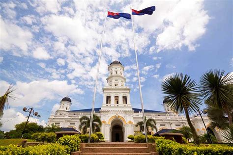 About the stamps the first stamp is one of the three stamps issued on march 8, 2003, and. Cùng khám phá địa điểm Thánh đường Sultan Abu Bakar ...