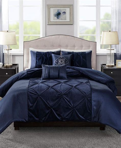 It is a durable choice that comes in a great package containing one coverlet, two pillows, and two king shams. Jla Home Madison Park Mia King/cal King Velvet 5 Piece ...