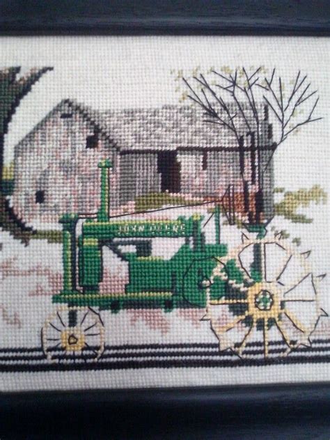 <3 i know this is cross stitch but it would look lovely on pale solid squares between strips of fabric that look like fields. Cross stitch tractor | Cross stitch patterns, Stitch patterns