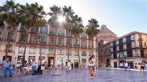 Exact time now, time zone, time difference, sunrise/sunset time and key facts for málaga, spanje. Vakantie Malaga Spanje 2021 - Begin hier je Malaga ...