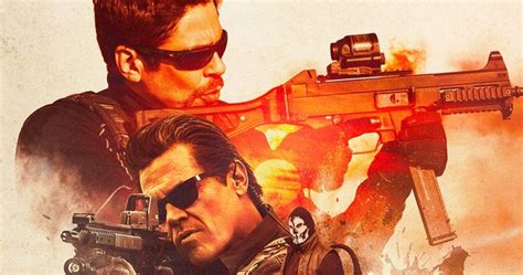 The film follows a principled fbi agent who is enlisted by a government task force to bring down the leader. Sicario A Bergyilkos Magyarul : Sicario A Bergyilkos 2015 ...