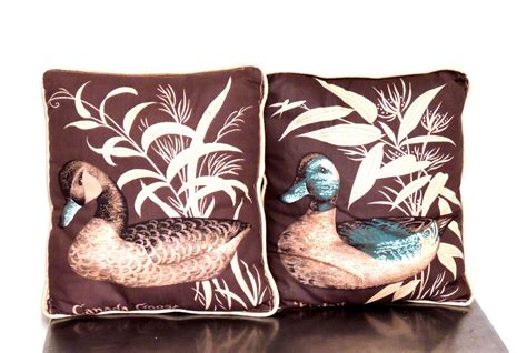 Luxury canadian goose feather and down premium hotel quality pillows 50/50 mix. vintage duck throw pillows - 1970s "canada goose ...