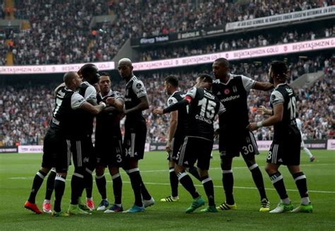 Beşiktaş u15 takımı, ligin 25. Beşiktaş Şampiyon gibi - Çanakkale Olay