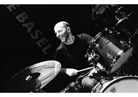 Akbank sanat has a great variety of cultural activities including jazz festival and chamber orchestra concerts. Akbank Sanat'ta Amerikan Trio | Artful Living