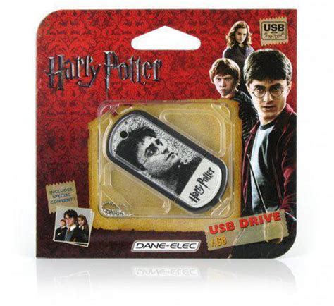 Harry potter is perhaps one of the best book and film series' that ever existed. bol.com | Dane-Elec Harry Potter USB Drive 4GB