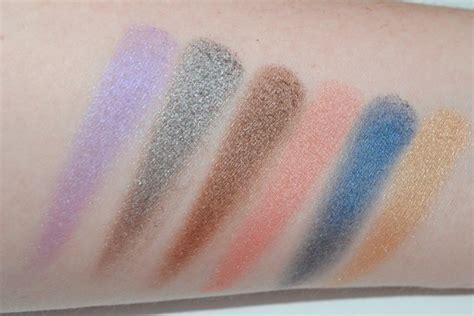 You're getting both brand new shades (three never before seen shades) in this palette as well as shades that you may already own or have wanted to own. Urban Decay Shadow Box Palette Review, Swatches - Really Ree